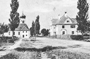 Rammingen: altes Schulhaus gegenüber der Kirche | old schoolhouse opposite the church