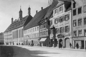 Café Deible: Verwaltungssitz der Jüdischen DP Gemeinde Landsberg | Seat of the administration of the Jewish DP Community of Landsberg 